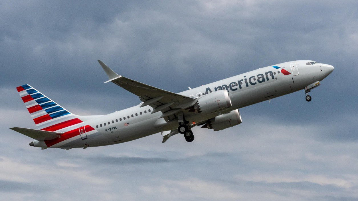 American Airlines passenger strips naked on Baltimore to Miami flight
