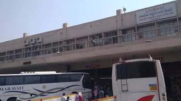 High alert in Vijayawada detonators and gelatin sticks seized in bus