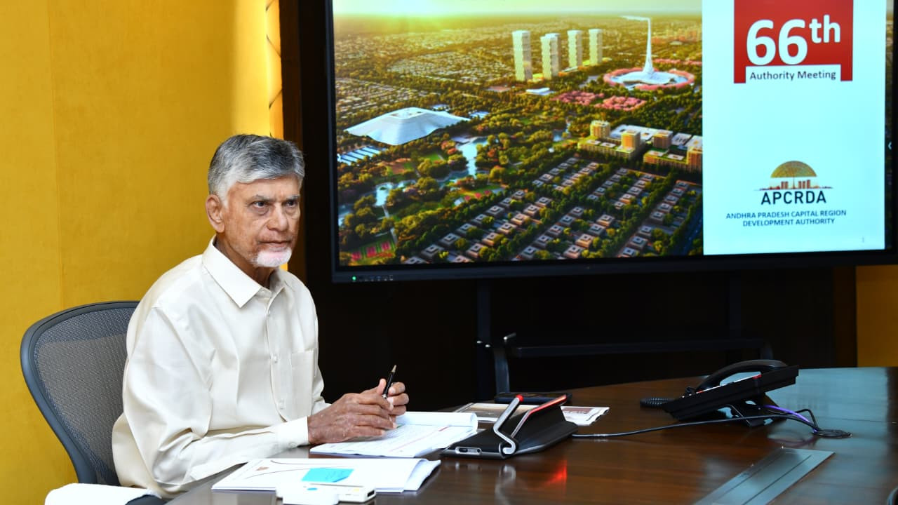 Chandrababu Naidu discusses Amaravati mass transport and Sphere Tower at CRDA meeting