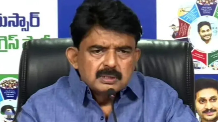 Perni Nani slams Alliance government over farmer drought and looting