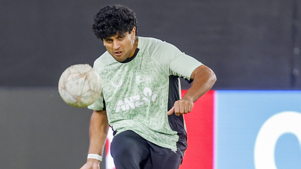 Rachin Ravindra dislocates shoulder during promo shoot, doubtful for India T20Is