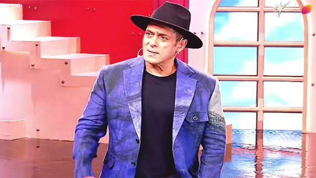 Salman Khan slams photographers for inappropriate clicks and asks actresses to slap them