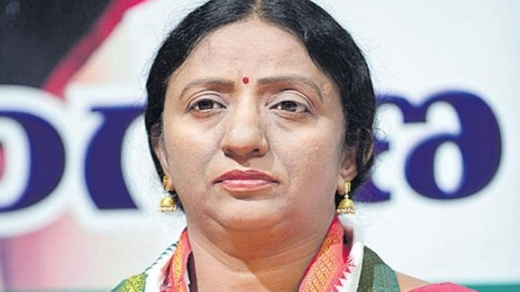 Ramya Rao asks KTR to reveal our share in hundreds of acres of land