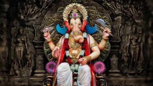 Vemulawada youth foil theft of 50000 rupees currency garland from Ganesh pandal