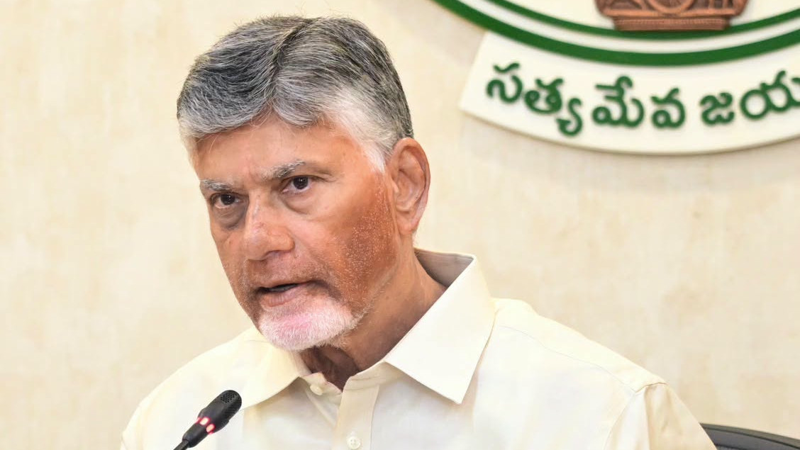 Chandrababu Naidu reviews Deep Depression threat to North Andhra