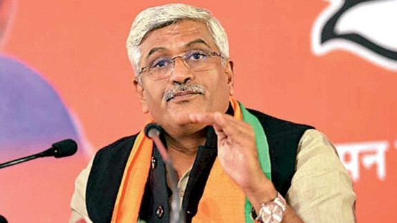 Gajendra Singh Shekhawat quotes Charaiveti Charaiveti shloka at Tourism Summit