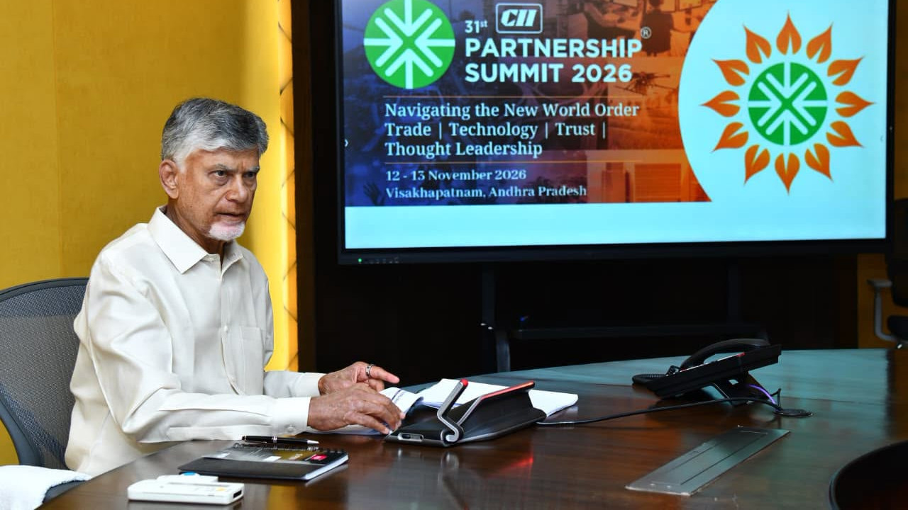 Chandrababu Naidu plans Visakhapatnam Summit in November with domestic and international roadshows