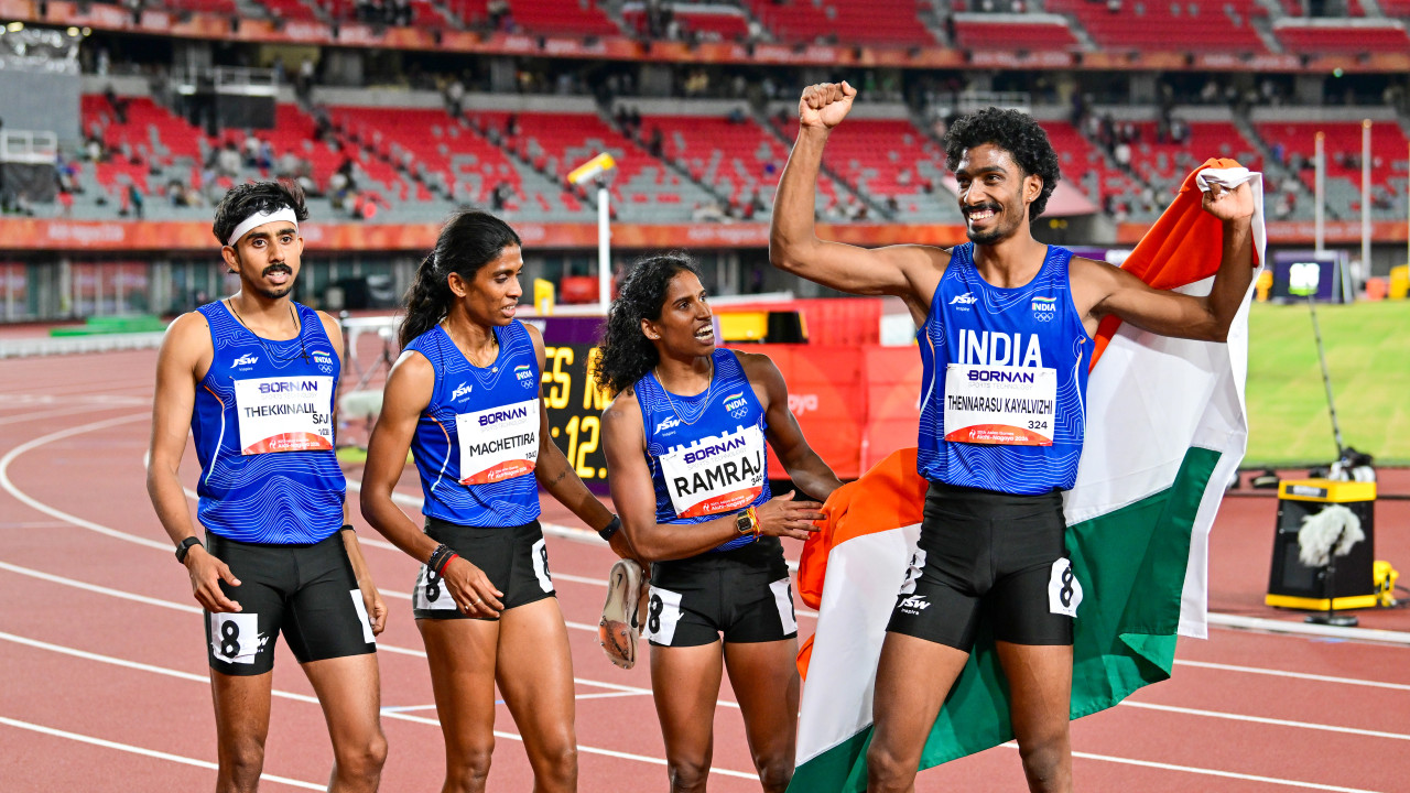 Asian Games: ‘I am so proud to represent India,' says Manu after mixed relay silver