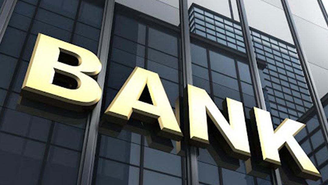Bank strike postponed at the last minute operations to continue as usual