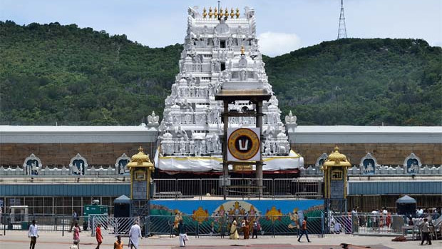 Tirumala pilgrim rush increases with queue lines extending to Silathoranam