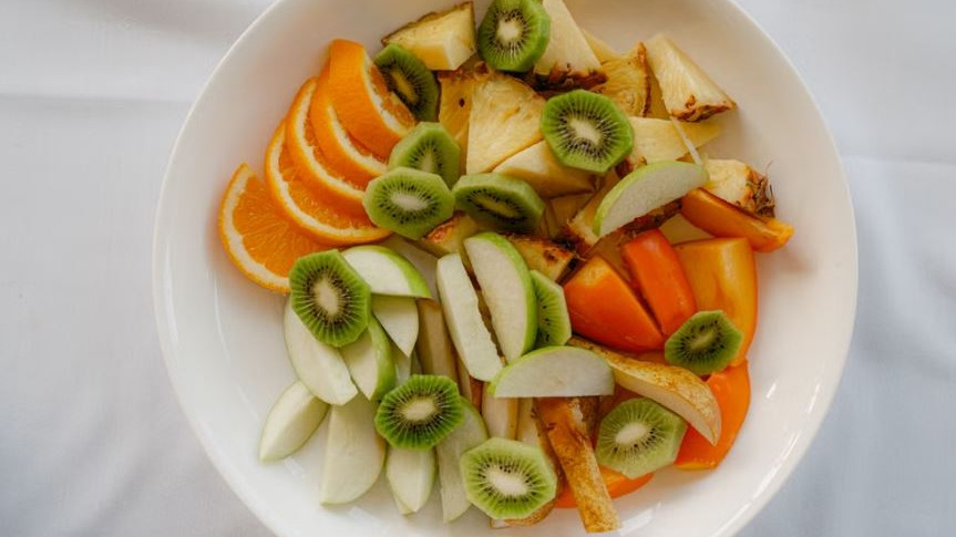 Will eating too many fruits lead to weight gain what experts say