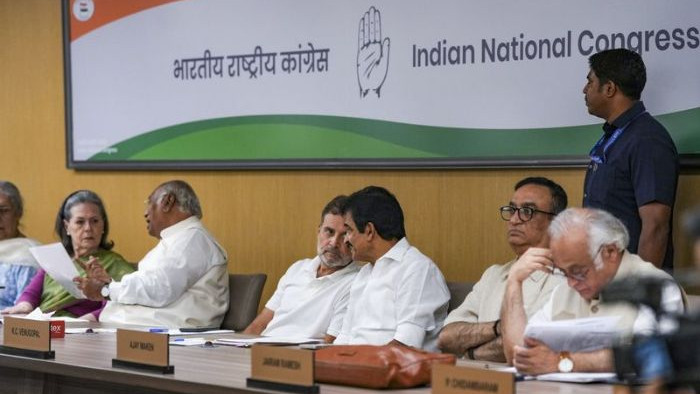 Narendra Modi must resign over election match fixing says Congress