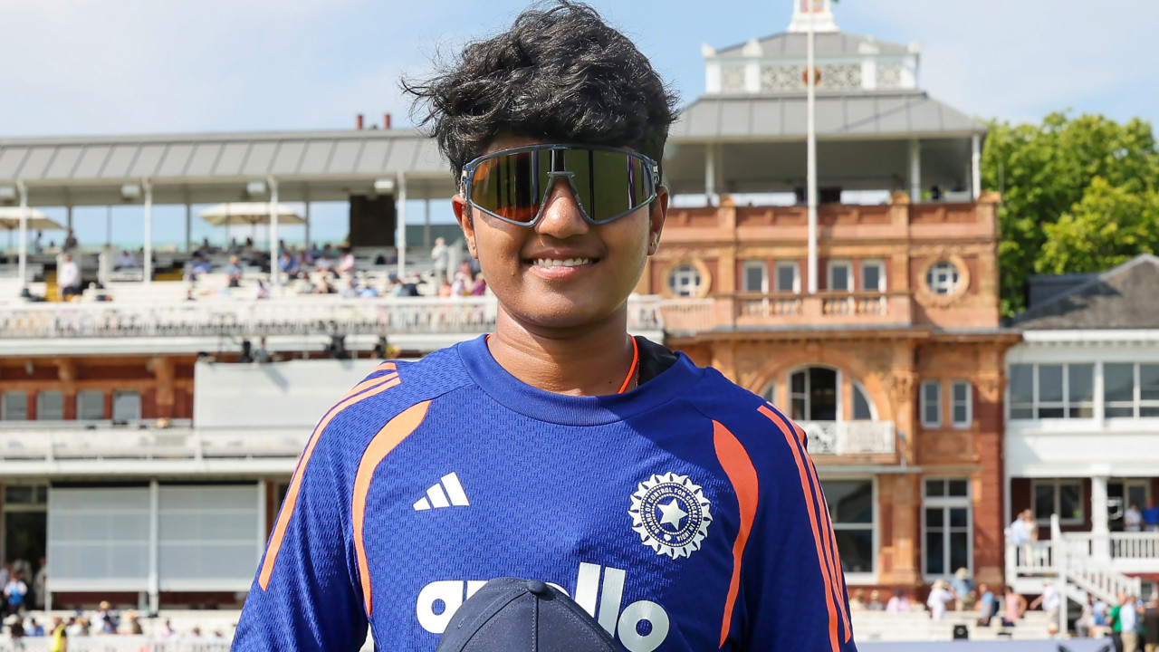 Sri Charani sets new record in ICC rankings history with 817 points