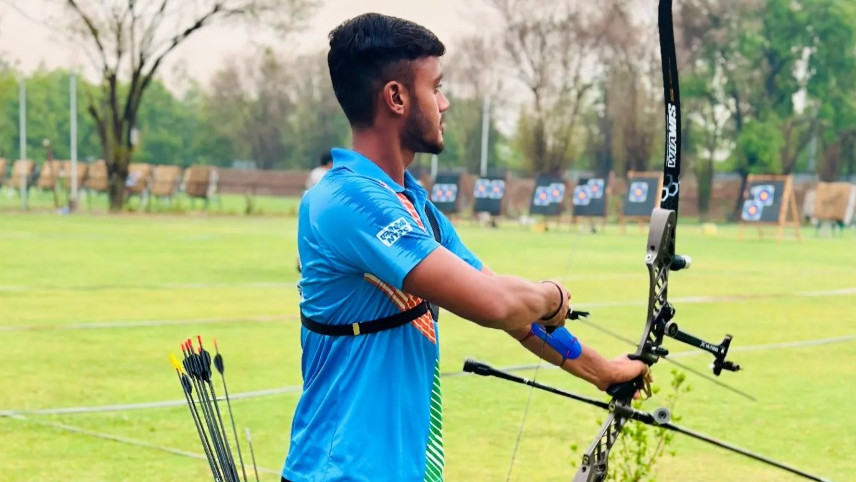 Neeraj stuns three-time Olympic gold medallist to enter recurve individual QF; Dhiraj also progresses