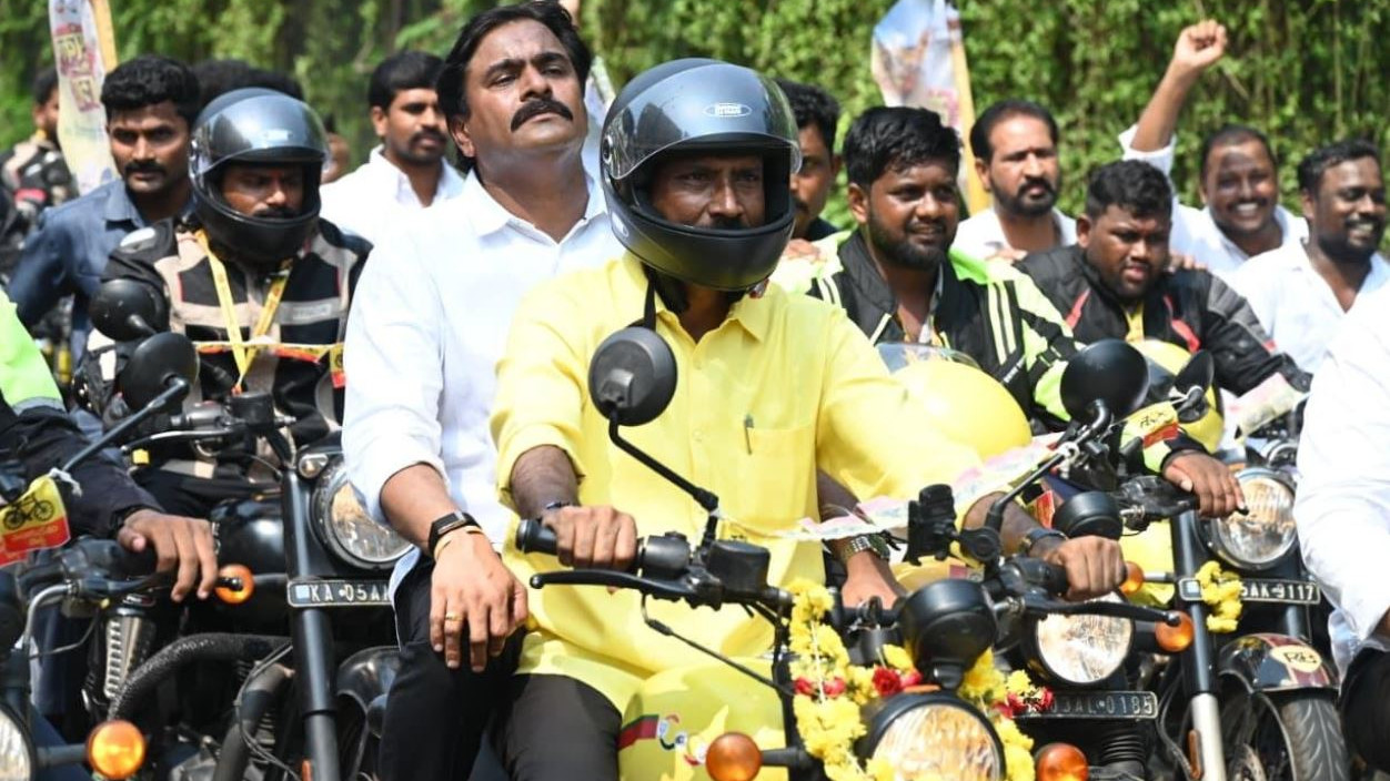 Narendra Modi 25 years public service TDP Seva Sankalpa Yatra from Tirupati to Varanasi