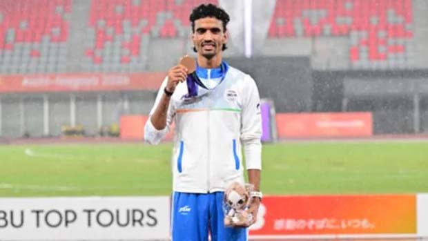 Asian Games Gulveer historical hat-trick PM Modi congratulates athletes