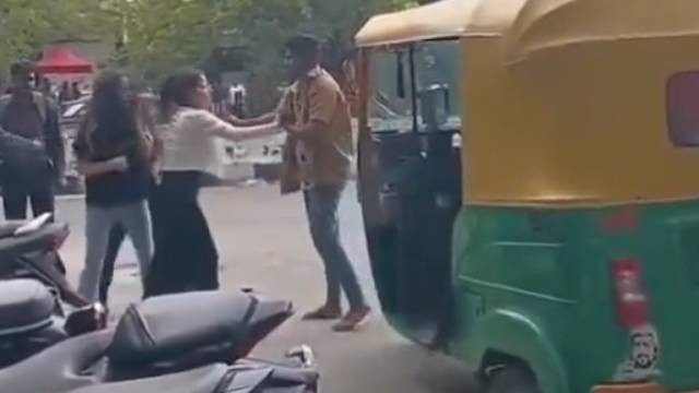 Bengaluru auto fare row driver fights with young women