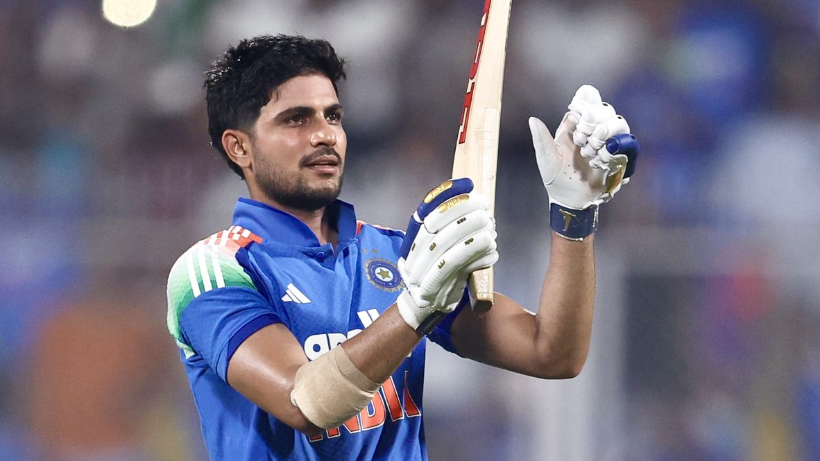 Shubman Gill double century and Rohit hit show as India chase 400 plus target