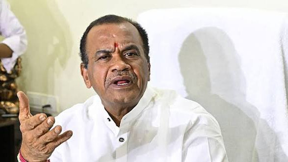 Komatireddy Venkat Reddy assures no power shortage in Telangana