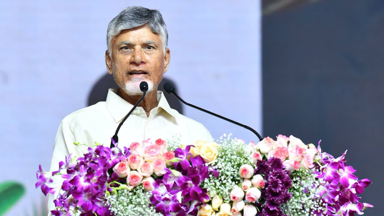 Chandrababu Naidu says cleanliness is a social responsibility and Swarnandhra is possible with Swachh Andhra