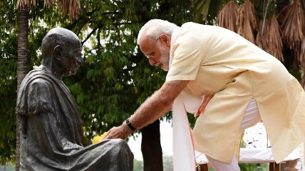 Narendra Modi emphasizes Viksit Bharat through Mahatma Gandhi ideals