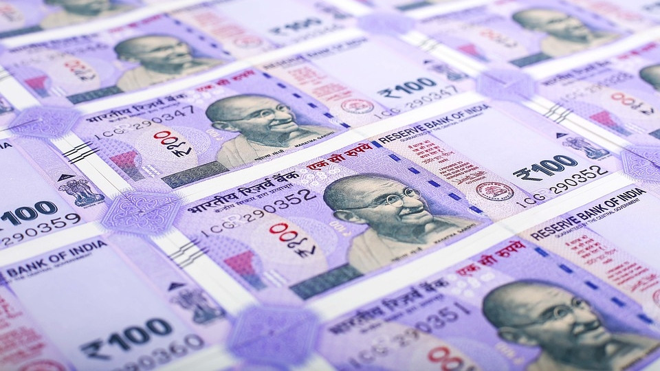 Banks full of cash RBI withdraws 210 lakh crore in a single day