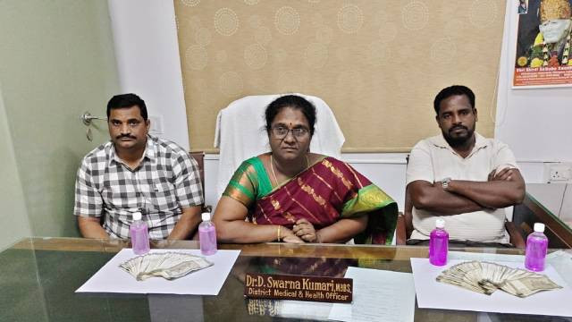 One taking 4 lakhs and another taking 1 lakh two women officers caught by ACB