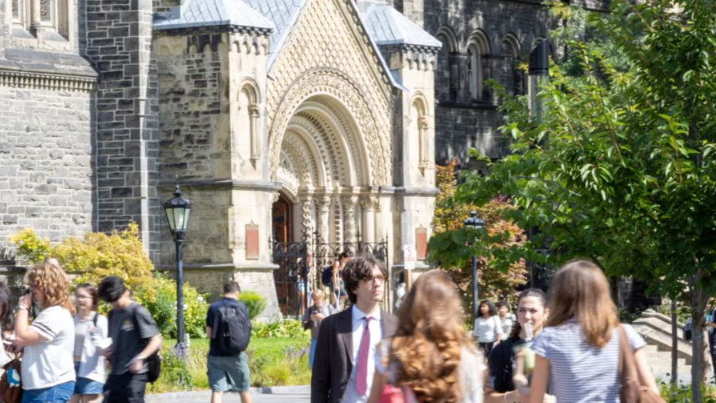 University of Toronto offers 3 crore scholarship for PhD students in Canada