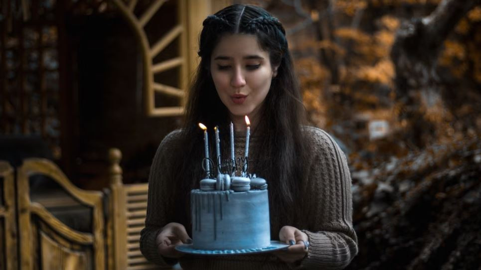 Many Happy Returns meaning and origin behind birthday wishes