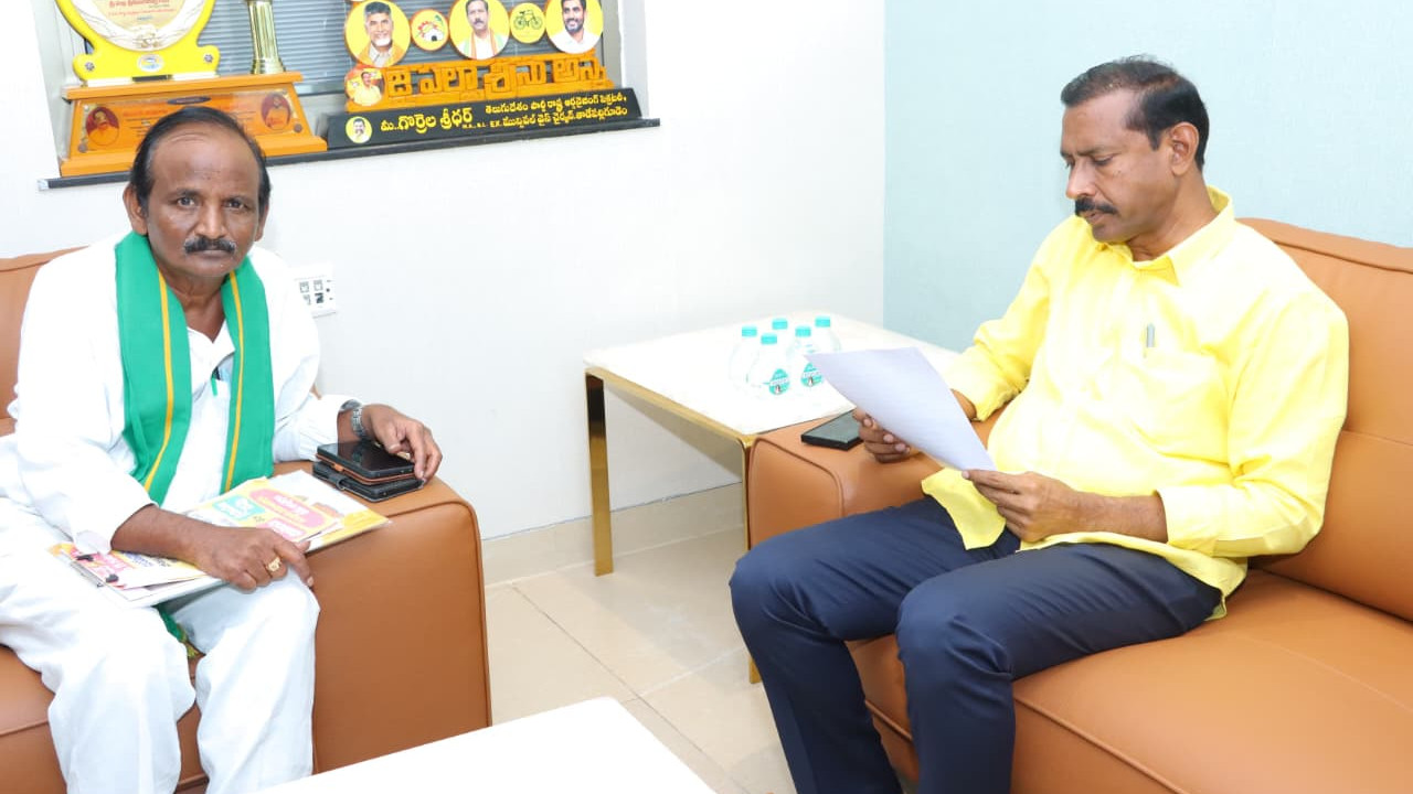 Palla Srinivasa Rao focuses on TDP internal disputes and issues key instructions to leaders