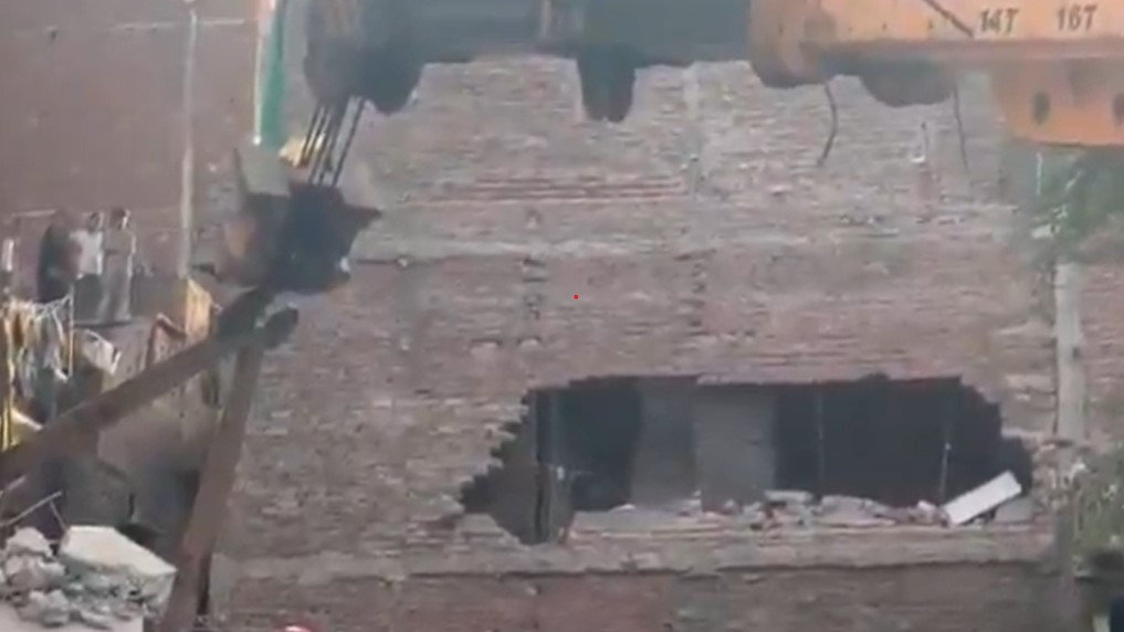 Delhi building collapse Five story building collapses and rescue operations underway