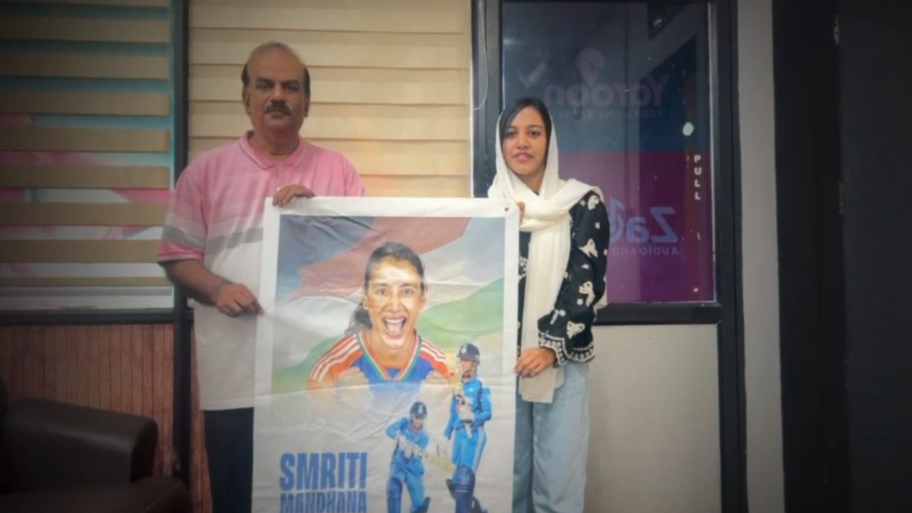 Cricket historian from Kerala pays musical tribute to Smriti Mandhana