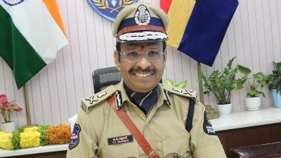 VC Sajjanar warns against midnight birthday celebrations on roads