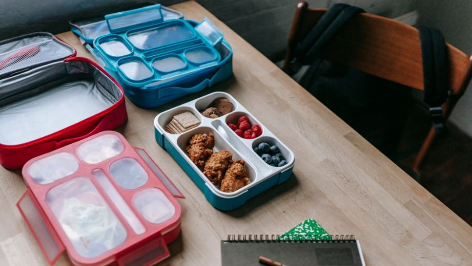 Lunch box history from tobacco tins to modern designs in 200 years