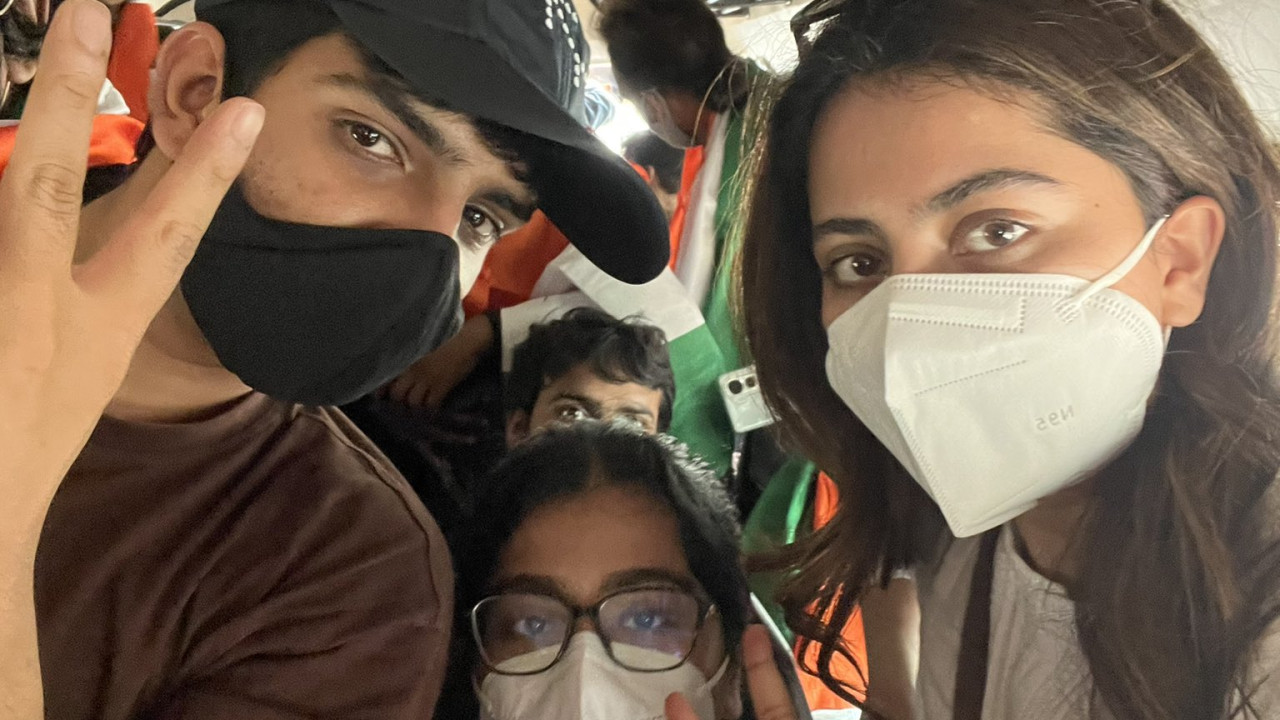 Delhi Protests Opposition Leaders and Former BJP MLA Daughter Detained by Police
