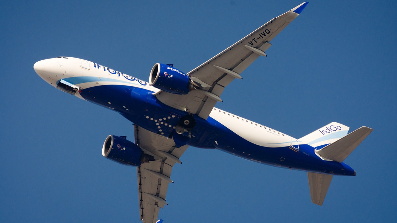 Chaos on Delhi Chennai IndiGo flight emergency landing at Shamshabad Airport