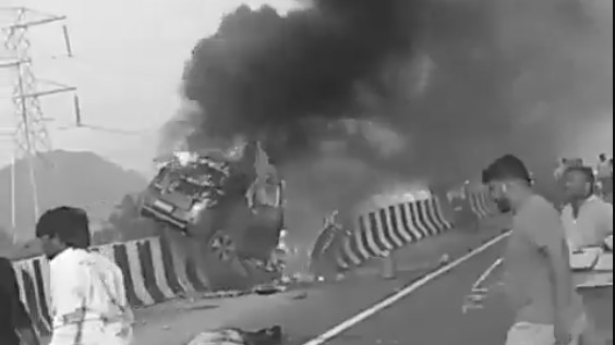 Vijayawada car fire Chandrababu Pawan and Lokesh express shock over death of four