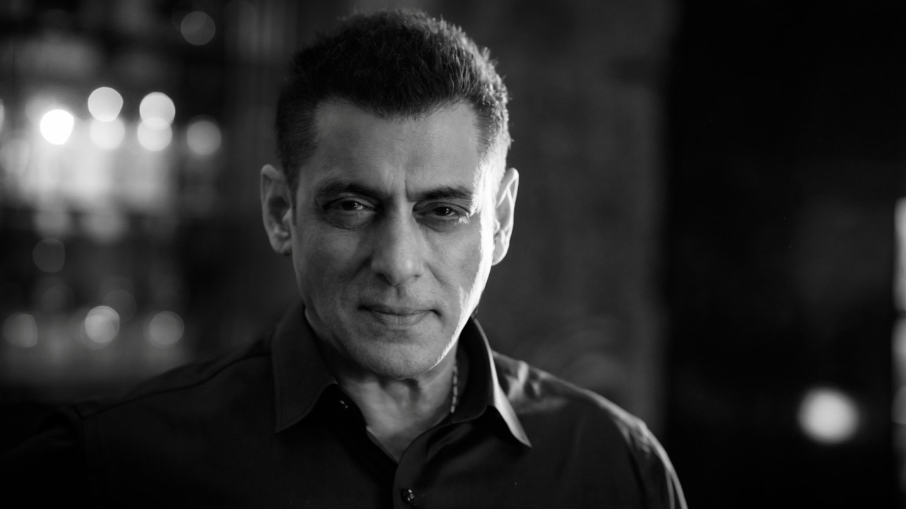 Salman Khan lauds Ranbir Kapoor, Ranveer Singh on \'Koffee With Karan\': Both are fantastic actors
