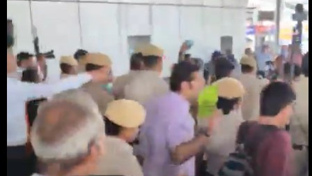 Why are you destroying the country Abhijit Dipke faces protest at Delhi Airport