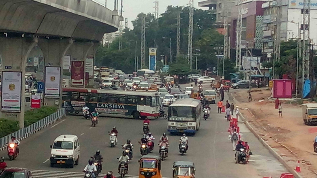 TGSRTC massive arrangements for Dasara 7000 special buses ready