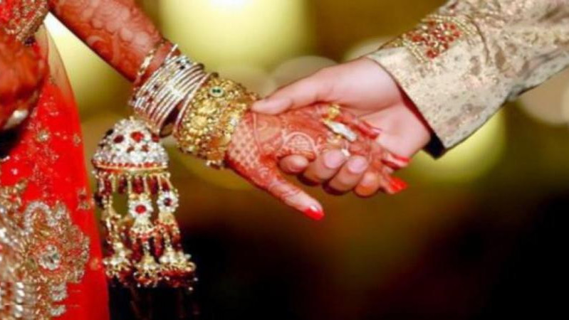 Four years of love ends hours after wedding