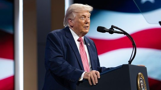 Donald Trump says firefighter killers should be given the death penalty