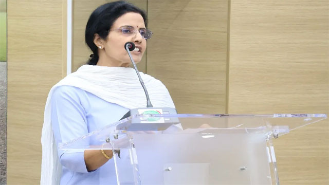Nara Bhuvaneshwari says every blood donor is a life saver as NTR Trust supports the poor
