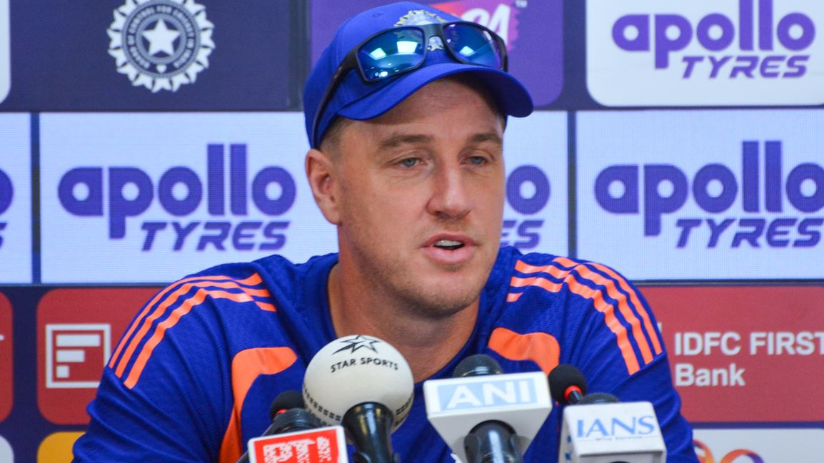 Morne Morkel defends Indian bowlers saying they are also humans