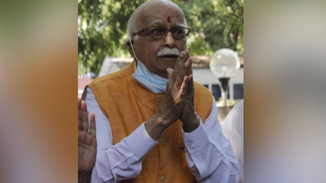 LK Advani recovers and returns home from hospital