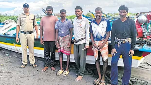 24 hours of tension in mid sea fishermen rescued safely