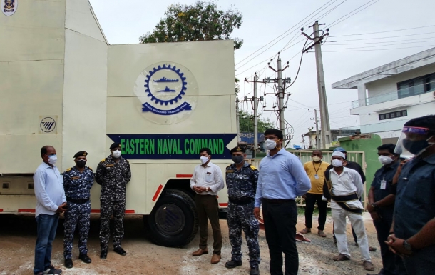 Indian Navy provides 'Oxygen on Wheels' to Palasa Covid care centre