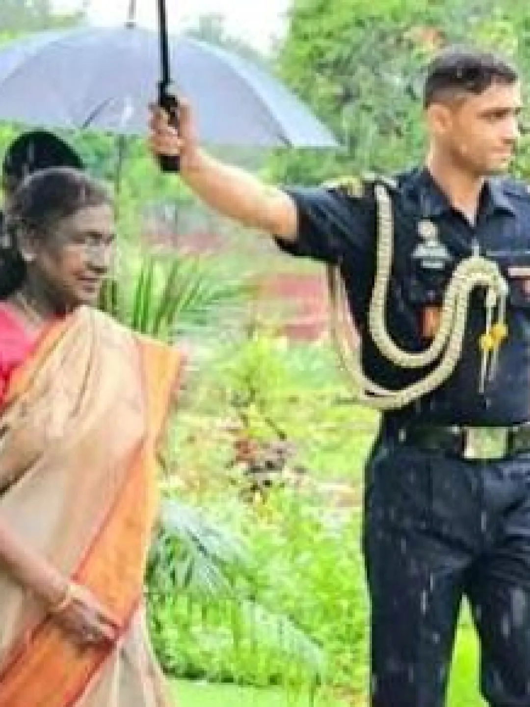 నీళ్ల గ్లాసు నుంచి చేతులు కలపడం వరకు.. రాష్ట్రపతి భద్రతలో ఇన్ని జాగ్రత్తలా!