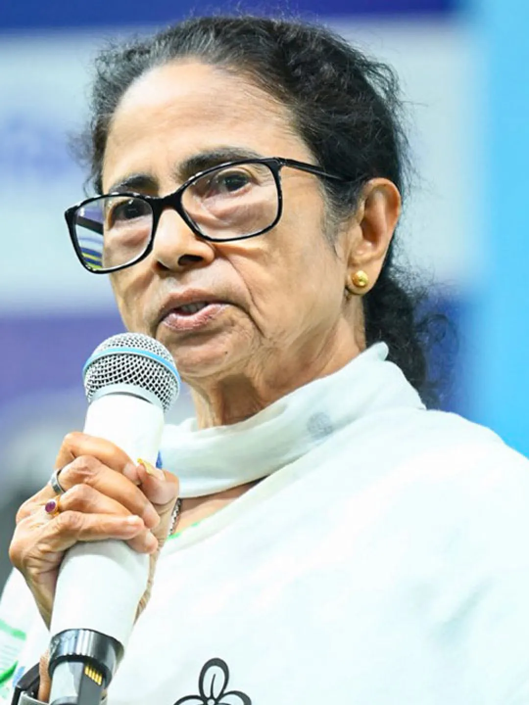 నందిగ్రామ్‌లో పోటీ చేయండి.. మా అభ్యర్థి ఉండరు: మమతకు రెబల్స్ ఆఫర్