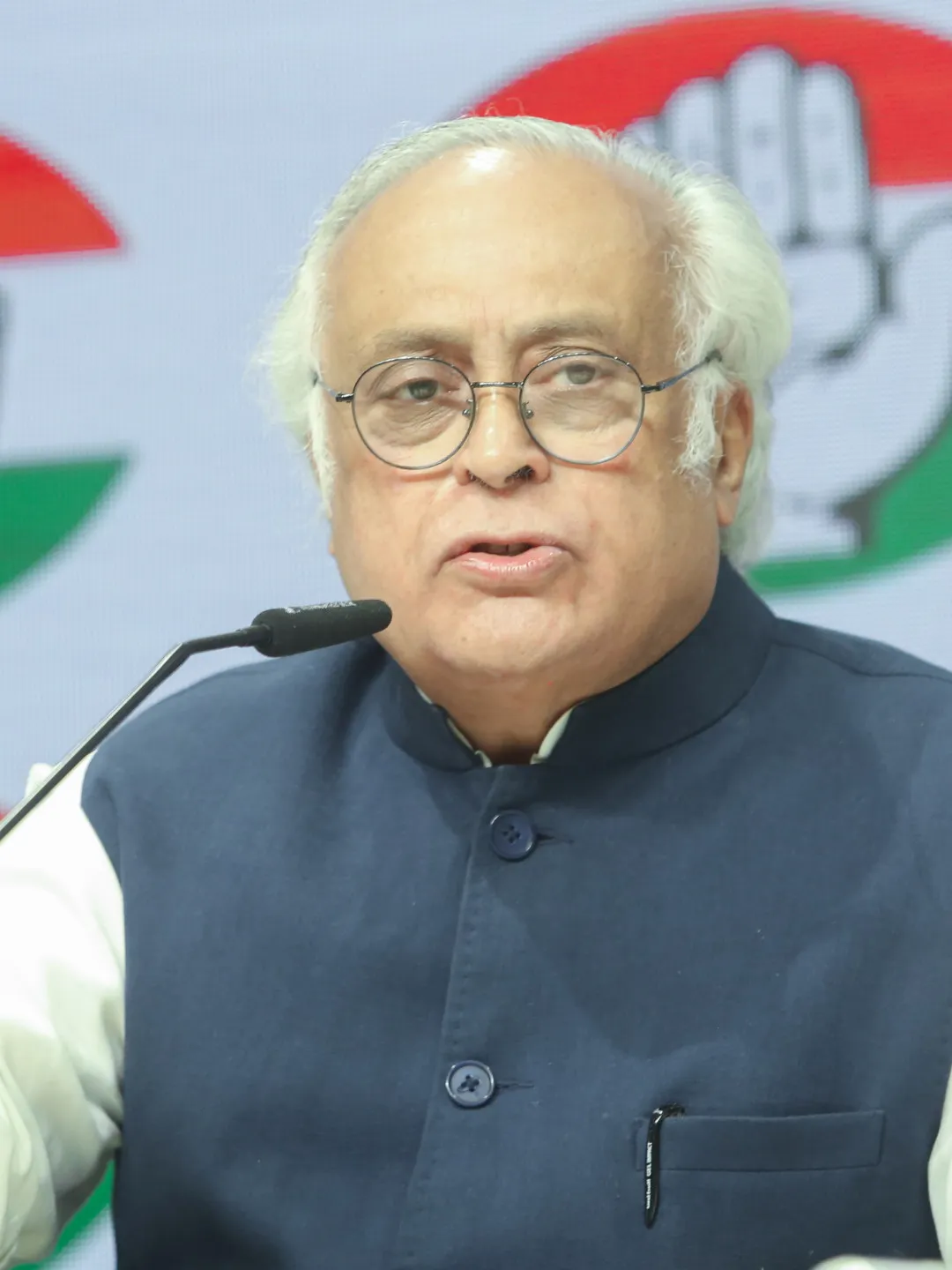 జిన్‌పింగ్‌తో మోదీ భేటీపై 4 ప్రశ్నలు సంధించిన కాంగ్రెస్